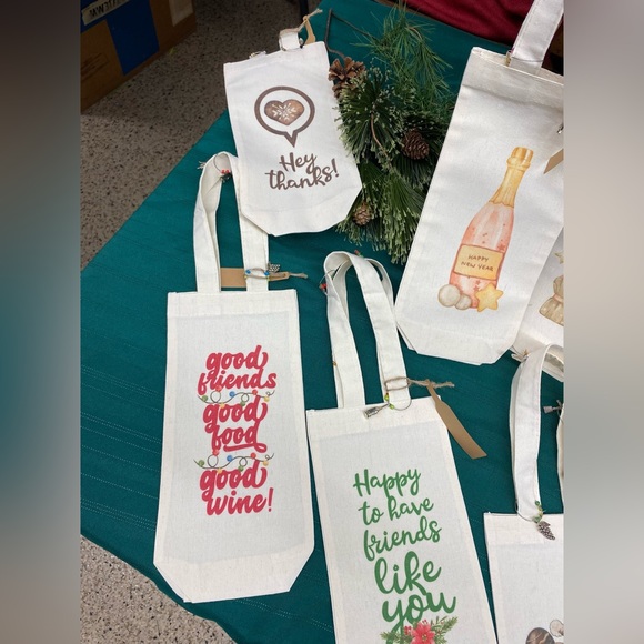 Handmade Canvas Wine Totes w/Wine Charms - Picture 5 of 8